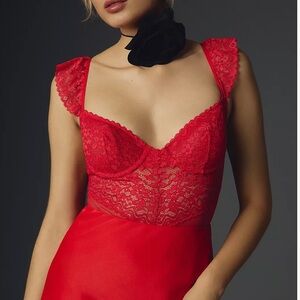 Mucci Bella Red Lace Lacy Flutter Sleeves Bodysuit Small